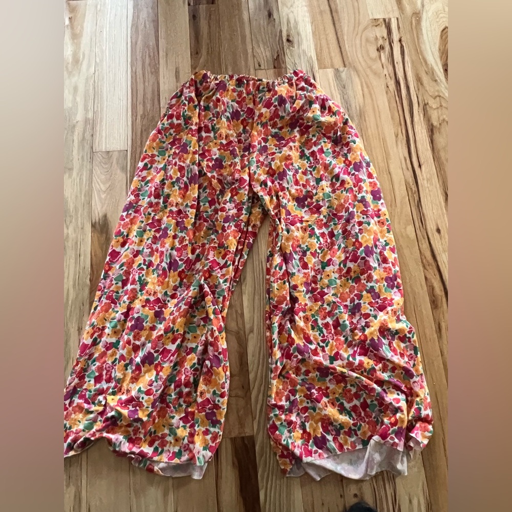 Girl’s Floral Kids Bottoms Size XL